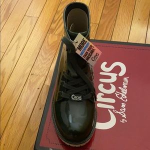 Circus by Sam Edelman hunter green rain boots